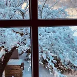 Forest Chalet, Famous Areas Around Us, 15 Min To Of Salzburg, Mountainview, Panorama Sauna, Bath Whirlpool, Fire Pit In Garden Up To 10 P * Golling an der Salzach