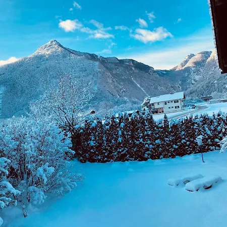 Forest Chalet, Famous Areas Around Us, 15 Min To Of Salzburg, Mountainview, Panorama Sauna, Bath Whirlpool, Fire Pit In Garden Up To 10 P 度假居 哥林素萨尔察赫