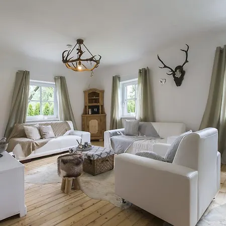 Forest Chalet, Famous Areas Around Us, 15 Min To Of Salzburg, Mountainview, Panorama Sauna, Bath Whirlpool, Fire Pit In Garden Up To 10 P 哥林素萨尔察赫