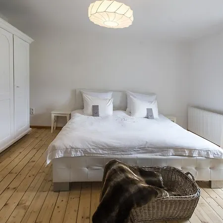 Forest Retreat: Mountain Views, Sauna & Garden Oasis Holiday home Golling an der Salzach