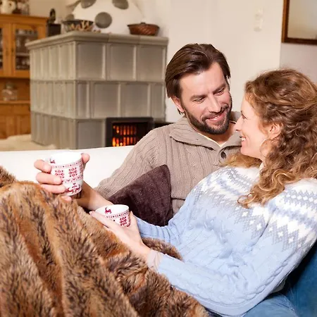 Forest Chalet, Famous Areas Around Us, 15 Min To Of Salzburg, Mountainview, Panorama Sauna, Bath Whirlpool, Fire Pit In Garden Up To 10 P