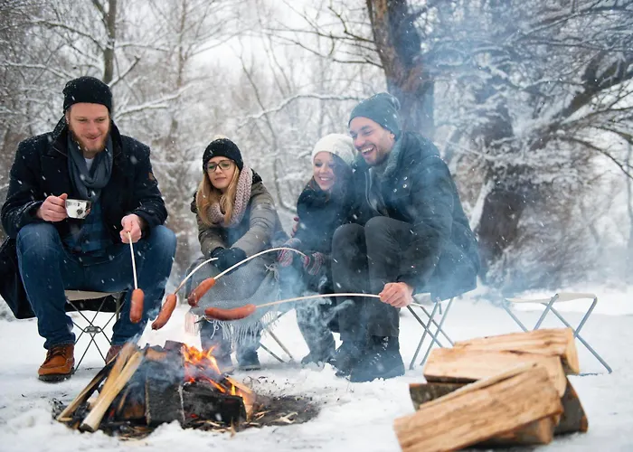 펜션 Forest Chalet, Famous Areas Around Us, 15 Min To Of Salzburg, Mountainview, Panorama Sauna, Bath Whirlpool, Fire Pit In Garden Up To 10 P 골링안데살자흐