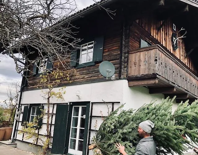 Forest Chalet, Famous Areas Around Us, 15 Min To Of Salzburg, Mountainview, Panorama Sauna, Bath Whirlpool, Fire Pit In Garden Up To 10 P 펜션 *