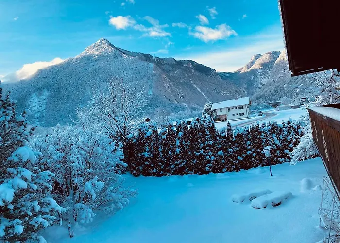 Forest Chalet, Famous Areas Around Us, 15 Min To Of Salzburg, Mountainview, Panorama Sauna, Bath Whirlpool, Fire Pit In Garden Up To 10 P 펜션 골링안데살자흐