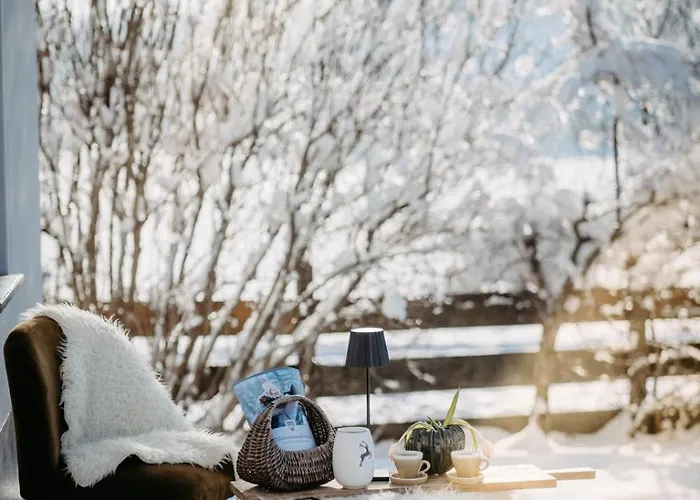 펜션 Forest Chalet, Famous Areas Around Us, 15 Min To Of Salzburg, Mountainview, Panorama Sauna, Bath Whirlpool, Fire Pit In Garden Up To 10 P 골링안데살자흐