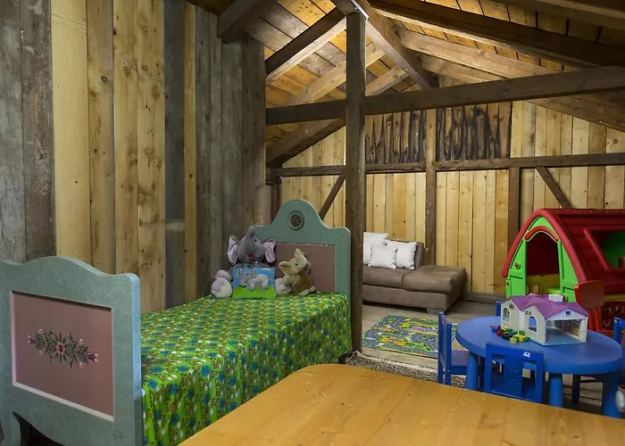 Forest Chalet, Famous Areas Around Us, 15 Min To Of Salzburg, Mountainview, Panorama Sauna, Bath Whirlpool, Fire Pit In Garden Up To 10 P * 골링안데살자흐