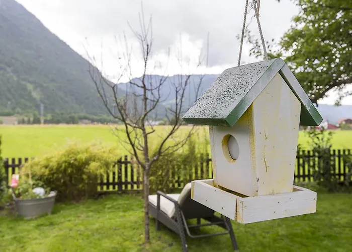 Forest Chalet, Famous Areas Around Us, 15 Min To Of Salzburg, Mountainview, Panorama Sauna, Bath Whirlpool, Fire Pit In Garden Up To 10 P * 골링안데살자흐