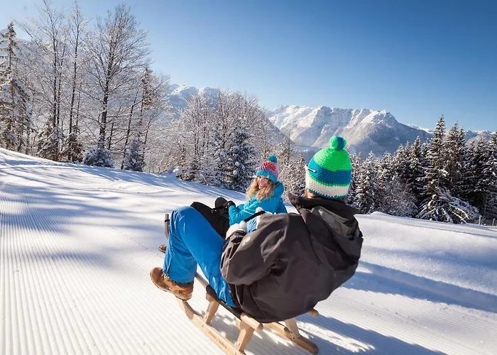 Forest Chalet, Famous Areas Around Us, 15 Min To Of Salzburg, Mountainview, Panorama Sauna, Bath Whirlpool, Fire Pit In Garden Up To 10 P *