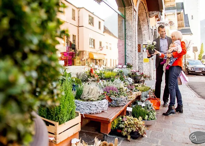 Forest Chalet, Famous Areas Around Us, 15 Min To Of Salzburg, Mountainview, Panorama Sauna, Bath Whirlpool, Fire Pit In Garden Up To 10 P 펜션 *